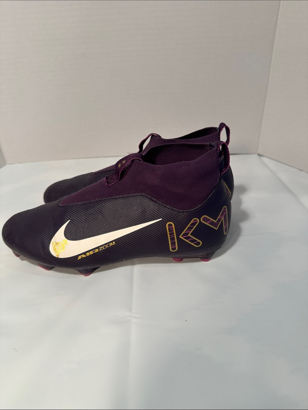 Nike kids Purple/Black Soccer Cleats with White Swoosh size 6 - Picture 3 of 11